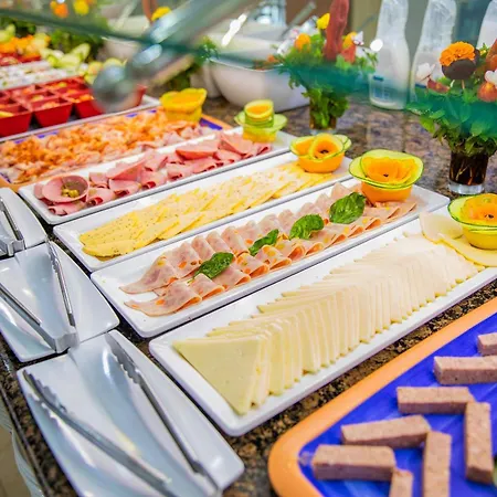 瑟维集团普韦布洛贝尼多姆酒店 3*